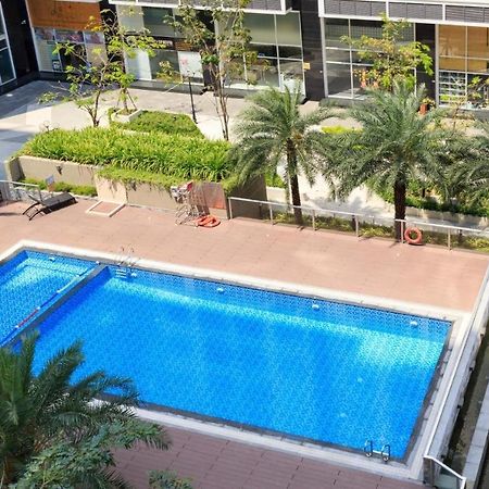 Апартаменты Austin Sky Center Cbd- Near International Airport Хошимин Экстерьер фото